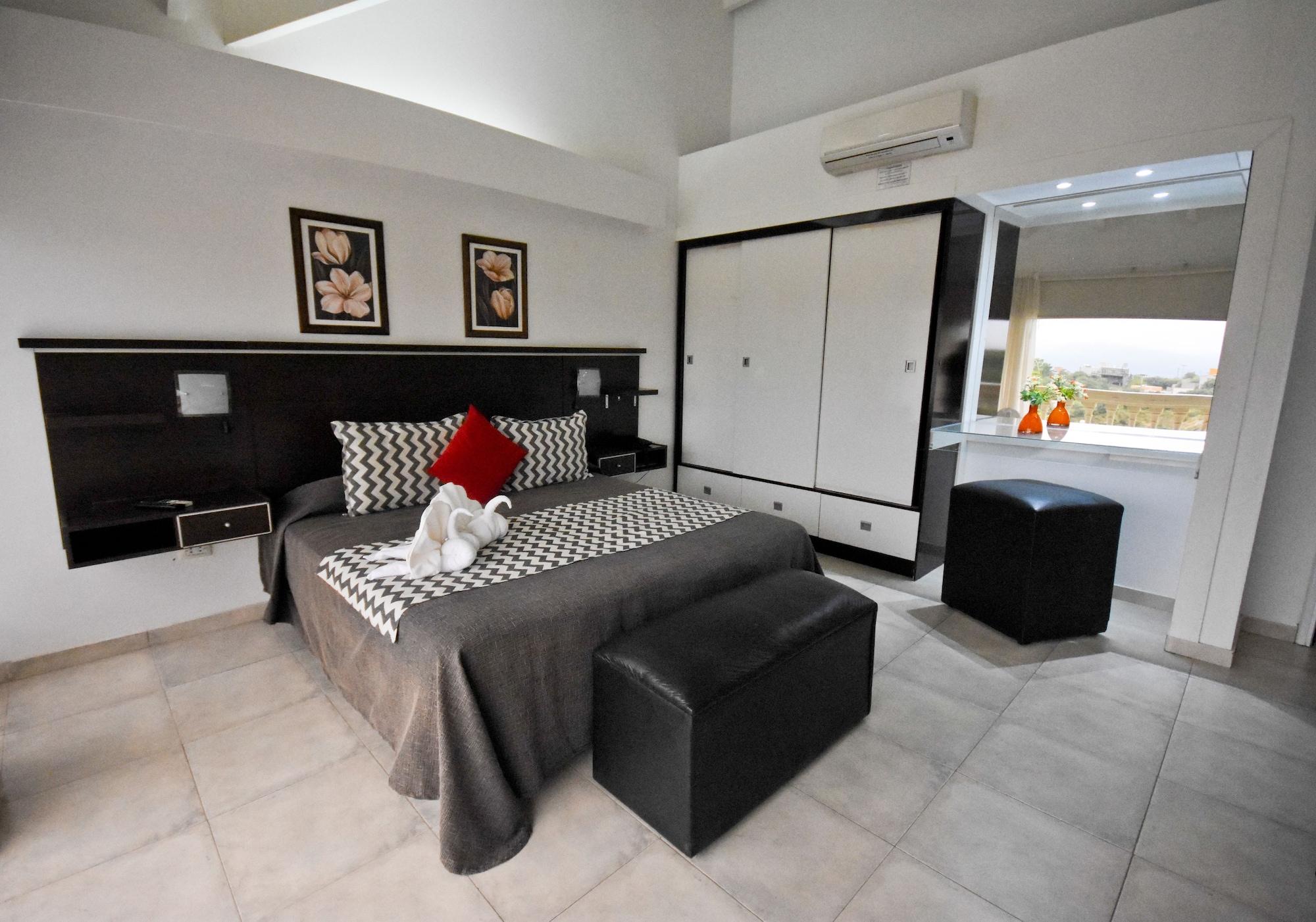 Villa La Font Apart Hotel & Spa Вилья-Карлос-Пас Экстерьер фото