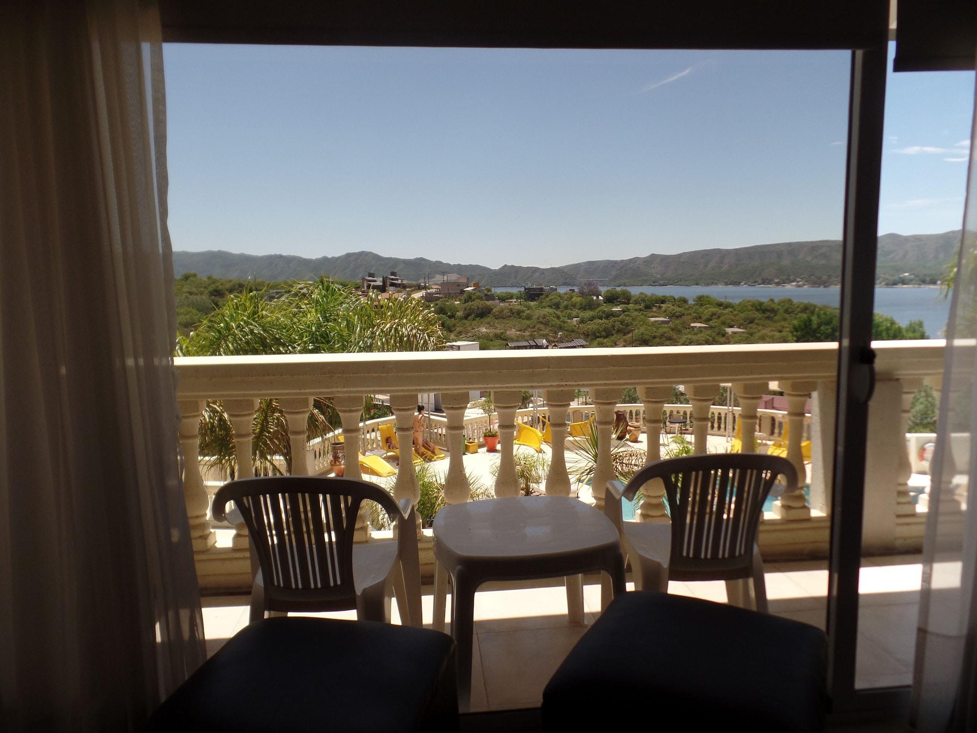 Villa La Font Apart Hotel & Spa Вилья-Карлос-Пас Экстерьер фото