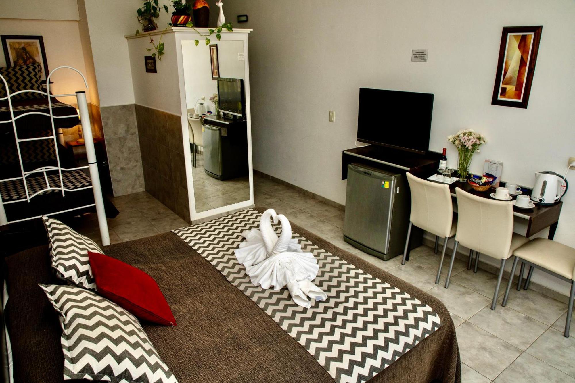 Villa La Font Apart Hotel & Spa Вилья-Карлос-Пас Экстерьер фото