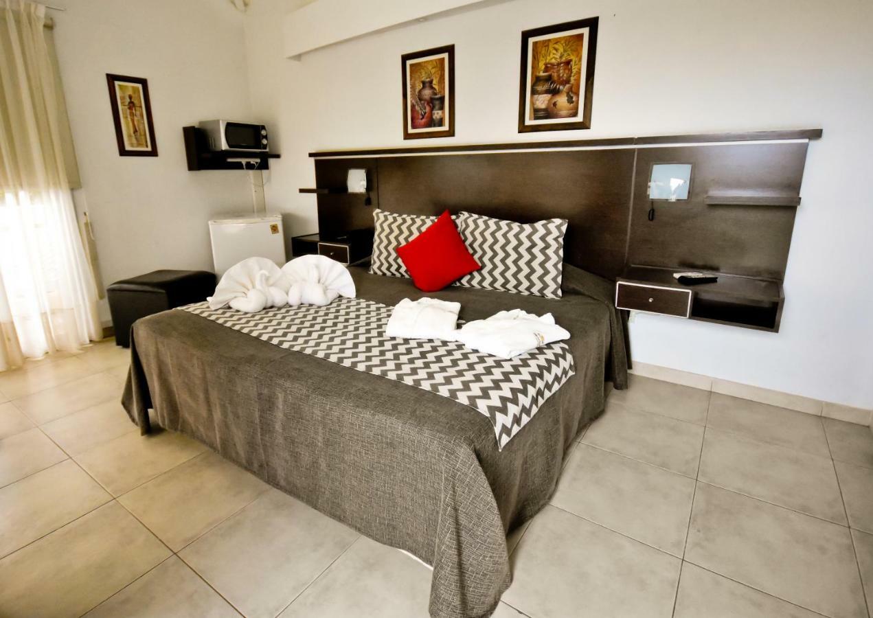 Villa La Font Apart Hotel & Spa Вилья-Карлос-Пас Экстерьер фото