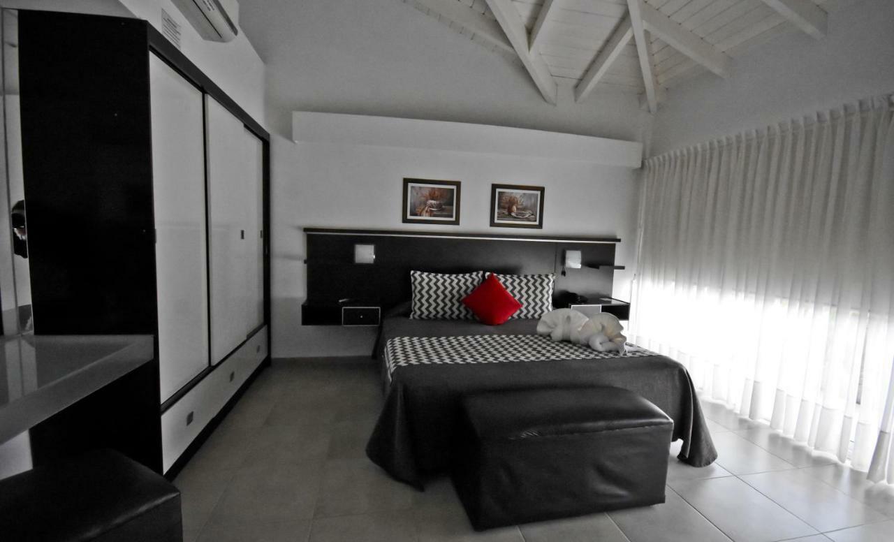 Villa La Font Apart Hotel & Spa Вилья-Карлос-Пас Экстерьер фото